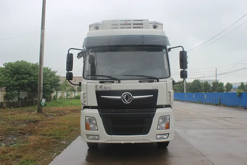 Livestock and Poultry Transport Truck